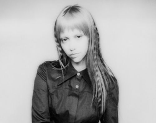 AKRIILA - EL TOUR DE LUCY